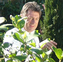 AlanTitchmarsh1.jpg