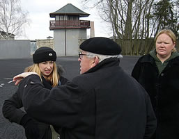 Sachsenhausen Tour Hours